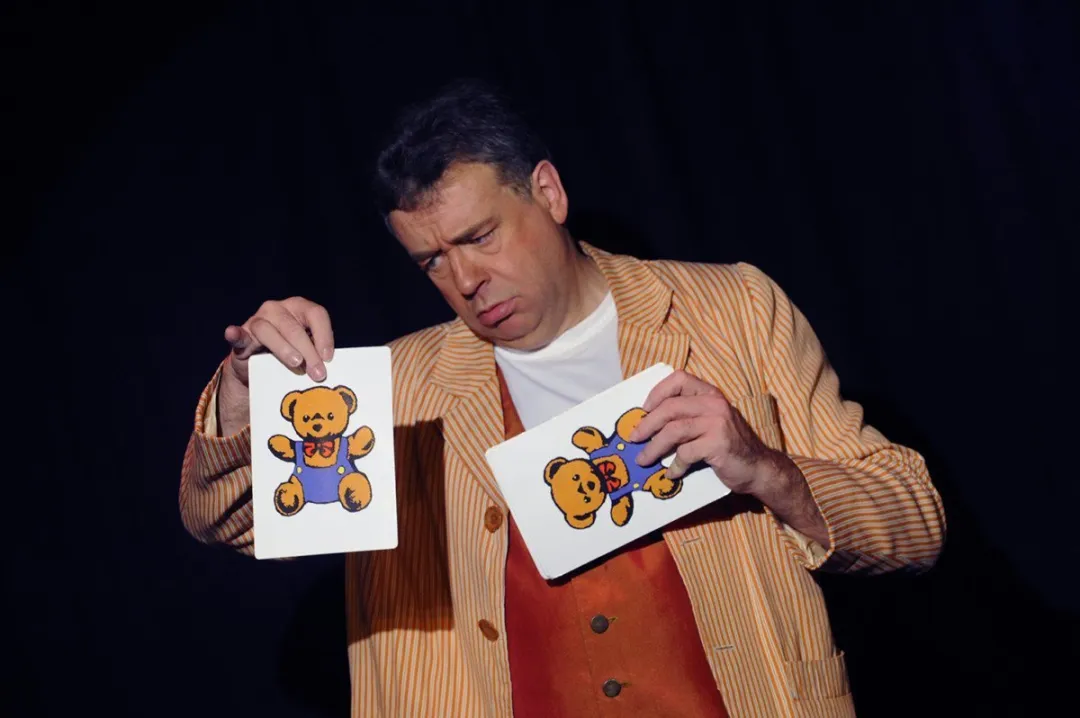 Spectacle pour enfants et conférence pour magiciens